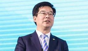 讓文化“長”在泥土里、“躍”在舞臺(tái)上、“流”在血脈里
