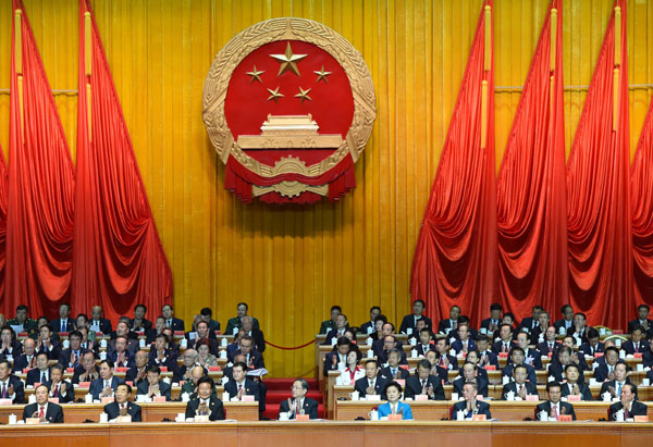 10月1日，慶祝中華人民共和國(guó)成立66周年暨新疆維吾爾自治區(qū)成立60周年大會(huì)在新疆人民會(huì)堂隆重舉行。 新華社記者 高潔 攝 