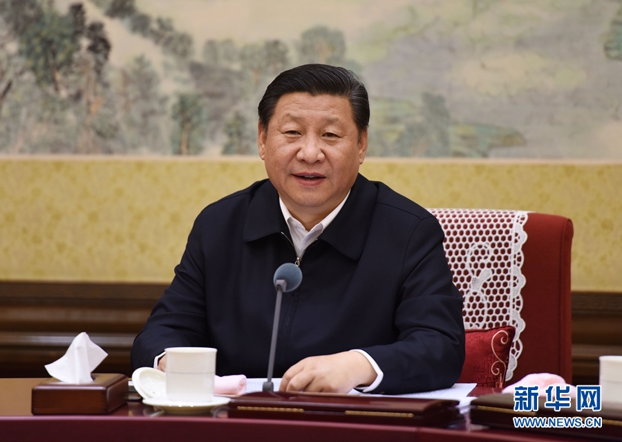 12月28日至29日，中共中央政治局召開專題民主生活會(huì)，對(duì)照檢查踐行“三嚴(yán)三實(shí)”情況，討論研究加強(qiáng)黨風(fēng)廉政建設(shè)措施。中共中央總書記習(xí)近平主持會(huì)議并發(fā)表重要講話。新華社記者 李學(xué)仁 攝 