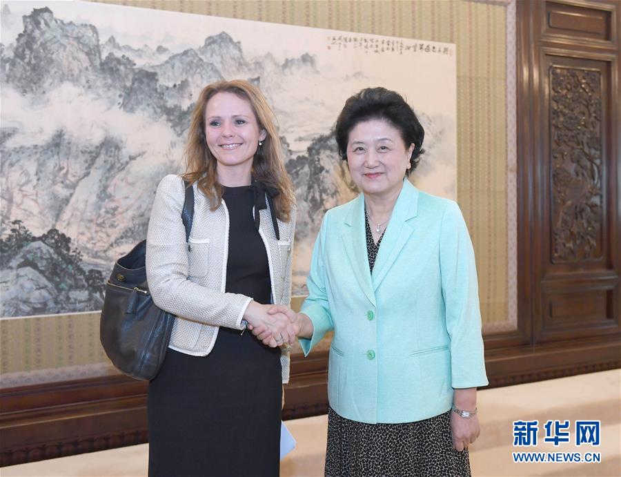 （XHDW）劉延?xùn)|會見世界反興奮劑機構(gòu)副主席、挪威文化大臣琳達·海勒蘭