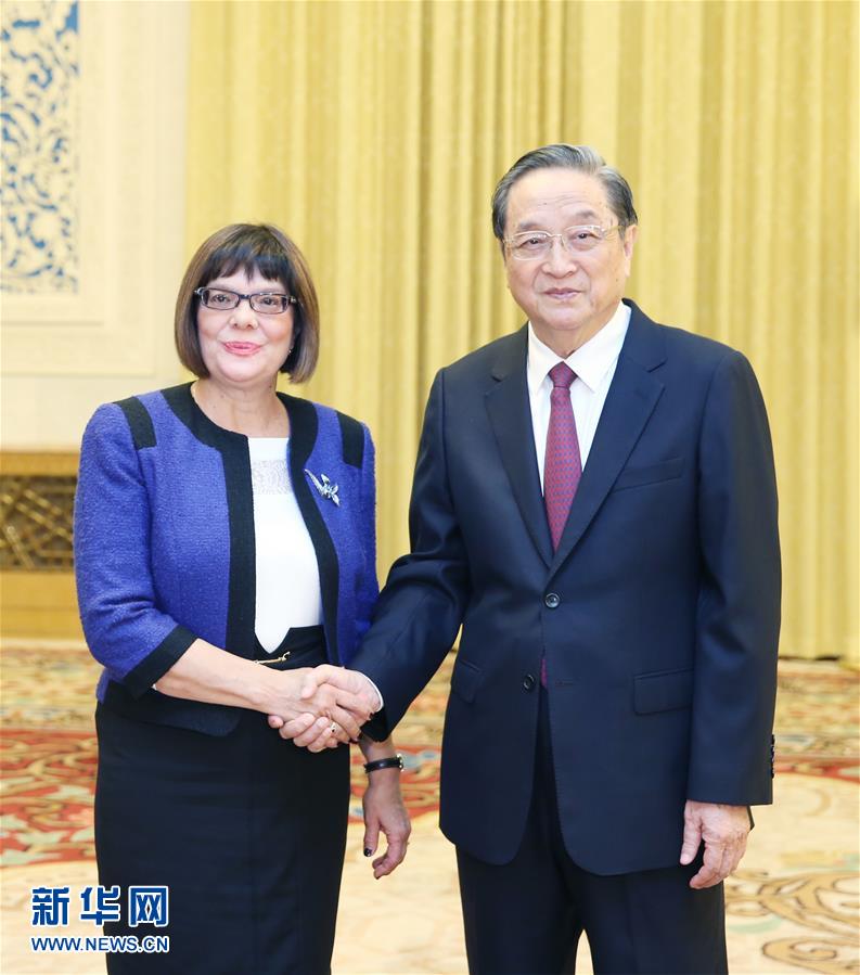 11月27日，全國(guó)政協(xié)主席俞正聲在北京會(huì)見塞爾維亞國(guó)民議會(huì)議長(zhǎng)戈伊科維奇。新華社記者 姚大偉 攝