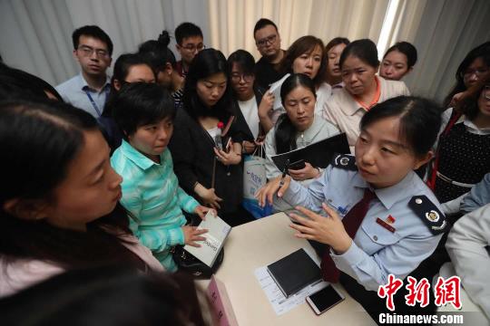 國(guó)稅、地稅新政送到企業(yè)“家門(mén)口”北京為科技企業(yè)普及稅法