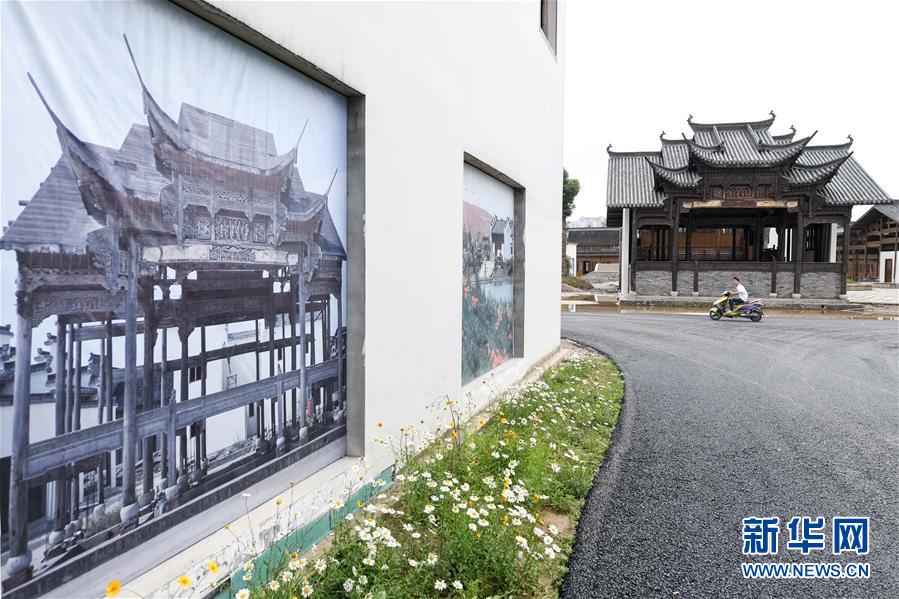 （新華全媒頭條·搶救古民居·圖文互動(dòng)）（5）當(dāng)古民居遇上城鎮(zhèn)化，如何留住鄉(xiāng)愁？