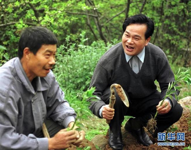 （改革先鋒風(fēng)采·圖文互動）（1）“三峽之子”冉紹之：做事老老實(shí)實(shí)，做人堂堂正正