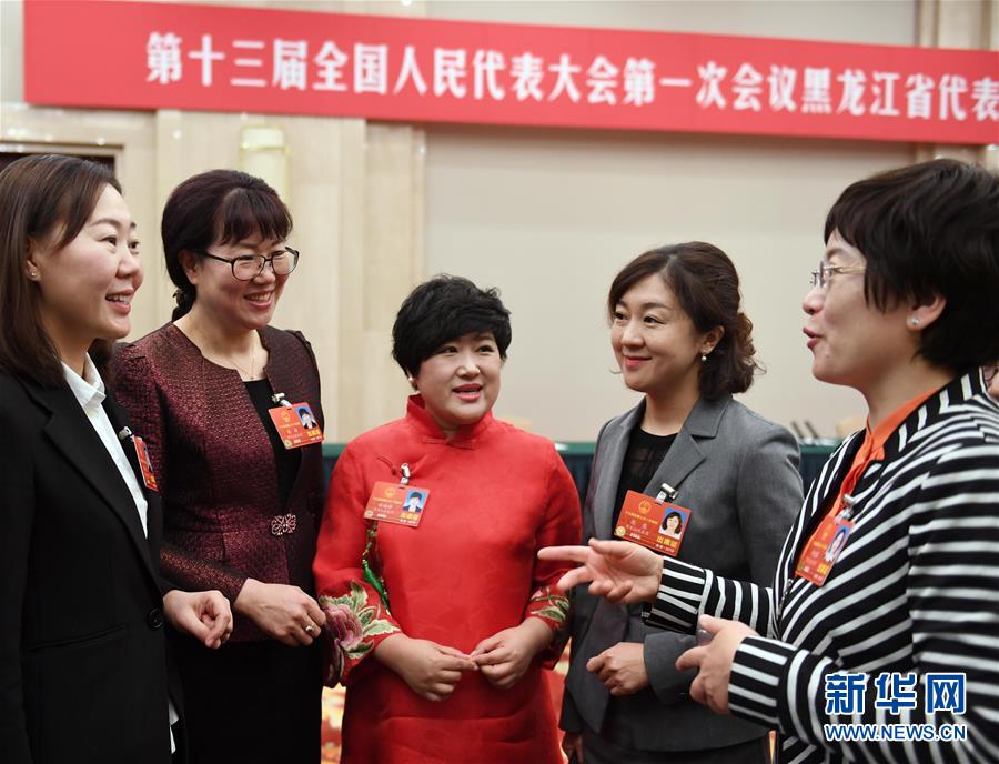 （兩會(huì)·基層代表履職故事）（2）全國(guó)人大代表孫艷玲：做好非遺事業(yè)，讓古老技藝活起來(lái)