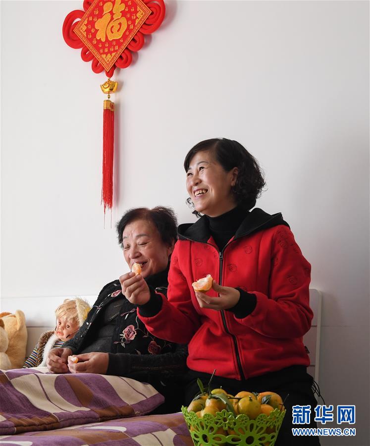 （新華全媒頭條·圖文互動）（3）“英雄之妻”，為愛堅守19年