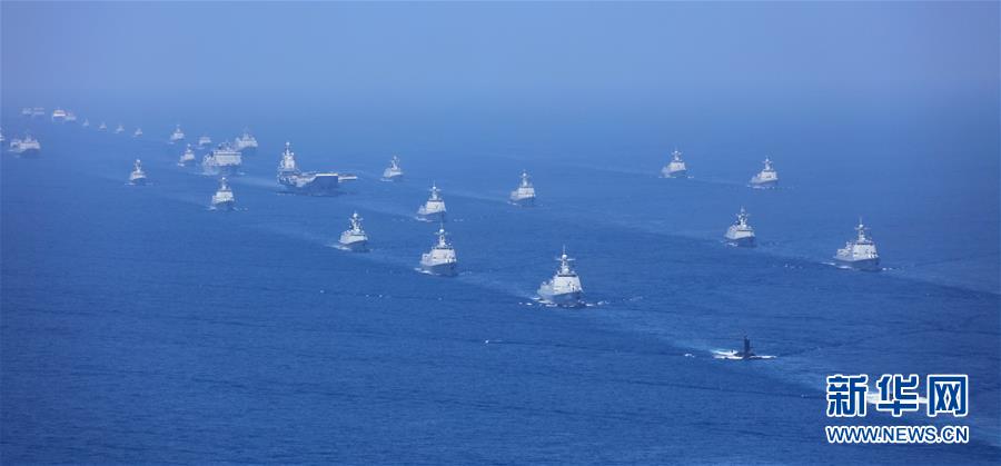 （新華全媒頭條·強(qiáng)軍思想引領(lǐng)新征程·圖文互動）（9）那一刻，我們光榮接受檢閱