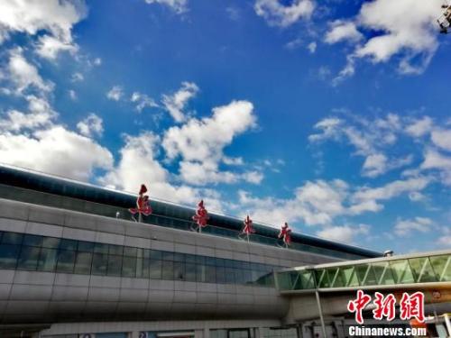 資料圖：烏魯木齊國(guó)際機(jī)場(chǎng)。 新疆機(jī)場(chǎng)集團(tuán)供圖