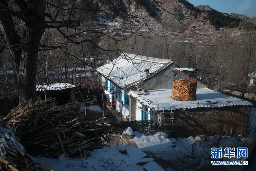 （集中連片特困地區(qū)貧困村調(diào)研行·圖文互動(dòng)）（1）只要有信心，黃土變成金——河北阜平縣駱駝灣村和顧家臺(tái)村脫貧調(diào)查 