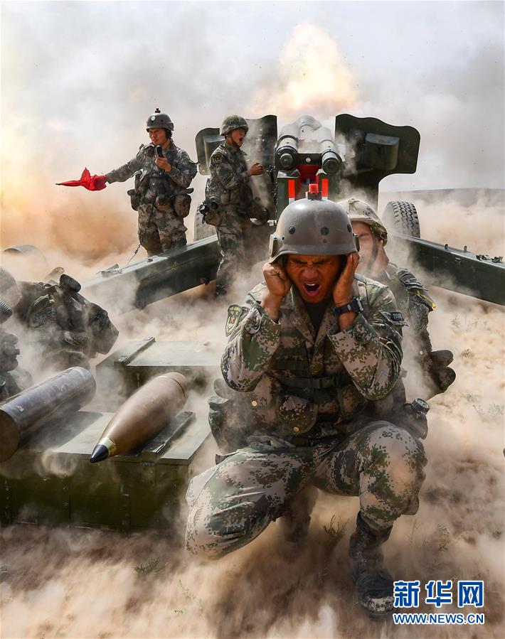 （新華全媒頭條·圖文互動）（9）沿著中國特色強(qiáng)軍之路闊步前進(jìn)——黨中央、中央軍委領(lǐng)導(dǎo)推進(jìn)國防和軍隊(duì)建設(shè)70年紀(jì)實(shí)