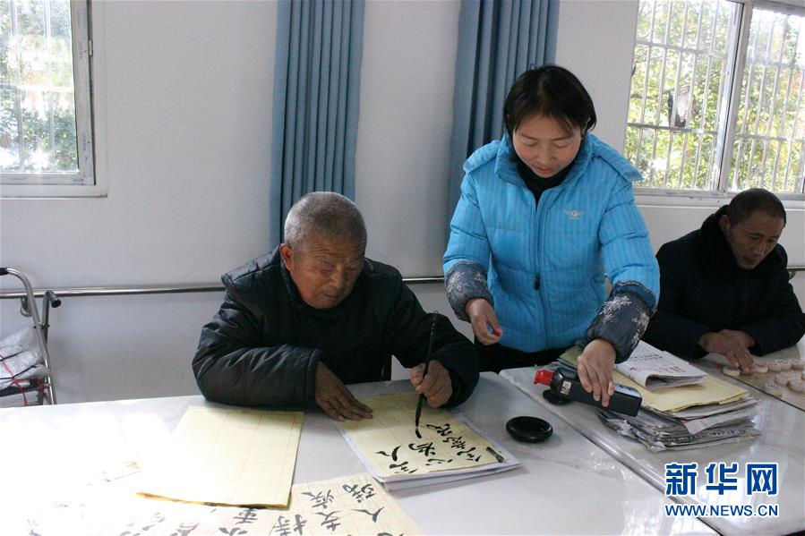 （在習近平新時代中國特色社會主義思想指引下——新時代新作為新篇章·總書記關(guān)切脫貧事·圖文互動）（3）醫(yī)療扶貧，照亮貧困家庭的明天