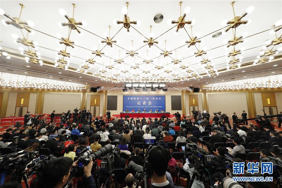 （兩會(huì)·XHDW）（9）政協(xié)委員談優(yōu)化營(yíng)商環(huán)境、促進(jìn)民營(yíng)經(jīng)濟(jì)高質(zhì)量發(fā)展