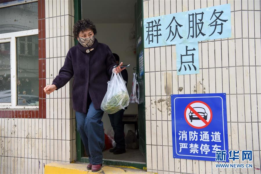 （聚焦疫情防控·圖文互動）（5）“我們多跑跑，居民更安全”——直擊新疆基層社區(qū)疫情防控