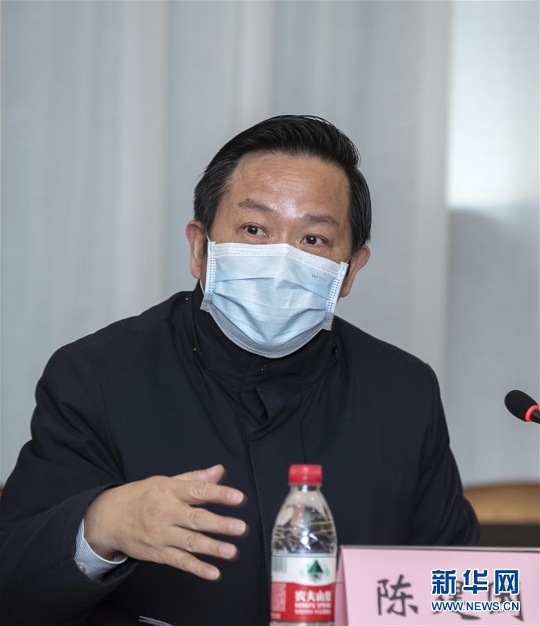 （聚焦疫情防控·圖文互動(dòng)）（2）急防控所急，沖鋒勇向前——華中科技大學(xué)以科研攻關(guān)推動(dòng)疫情防控救治觀察