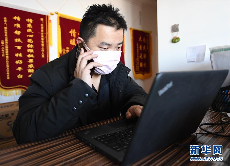 （一線抗疫群英譜·圖文互動）（2）夜襲800公里送菜入鄂，他們用善心寫成“勇敢的路”