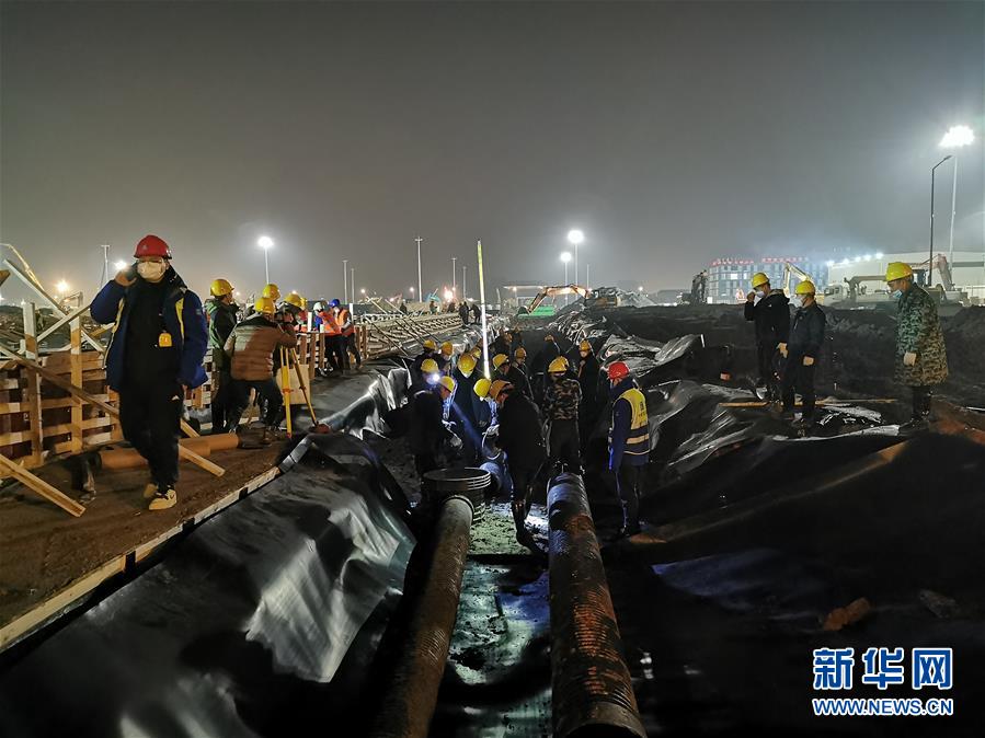 （一線抗疫群英譜·圖文互動）（3）羅文浩：“女兒，你的名字里有溫暖，有榮光！”