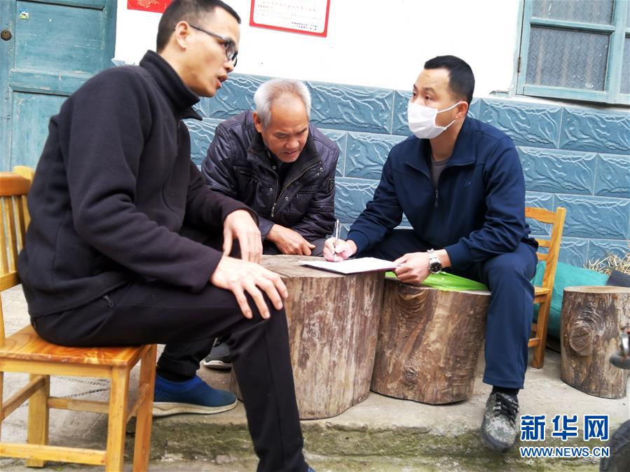 （習(xí)近平致敬的戰(zhàn)“疫”英雄·下沉干部篇·圖文互動(dòng)）（6）他們，挺身而出守防線