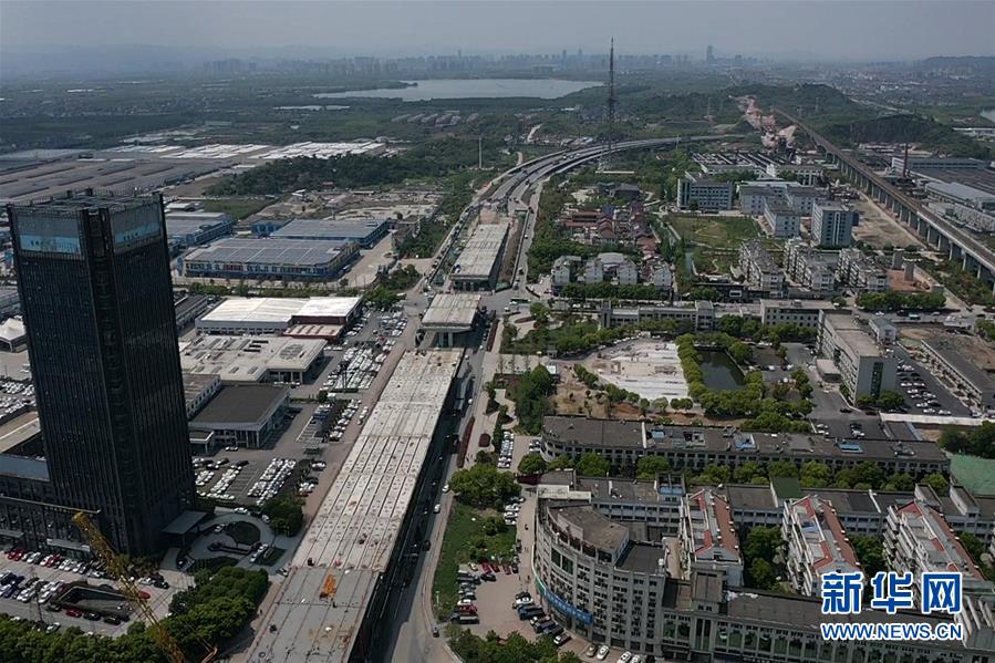 （在習(xí)近平新時代中國特色社會主義思想指引下——新時代新作為新篇章·習(xí)近平總書記關(guān)切事·圖文互動）（3）新機(jī)遇、新引擎——重大工程重大項(xiàng)目建設(shè)新動向觀察