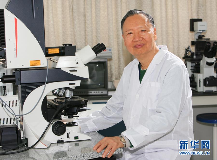 （新華全媒頭條·圖文互動）（9）凝心鑄師魂　立德育新人——以習近平同志為核心的黨中央關(guān)心教師隊伍建設(shè)紀實