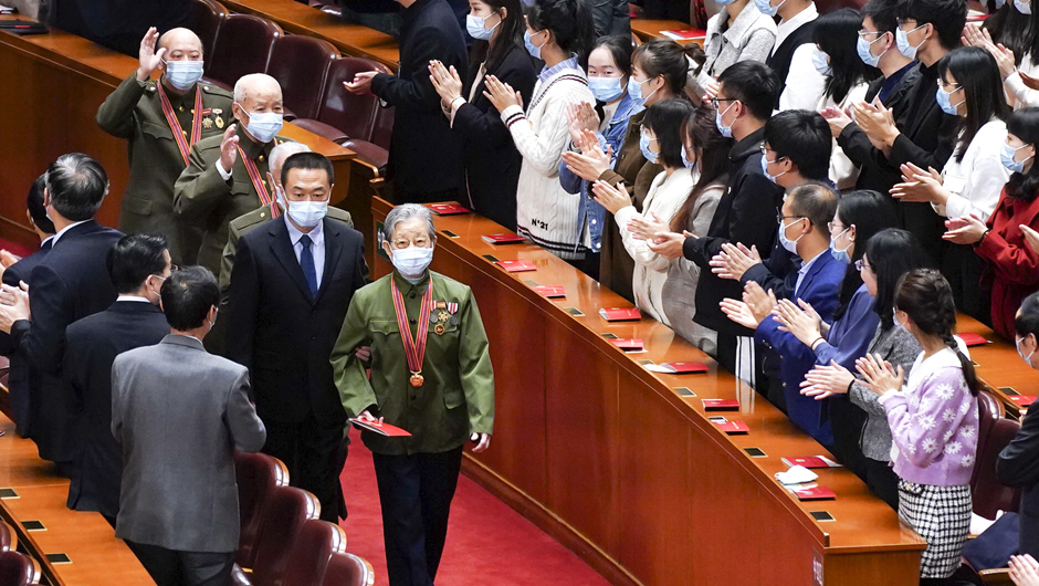 大會前，志愿軍老同志入場
