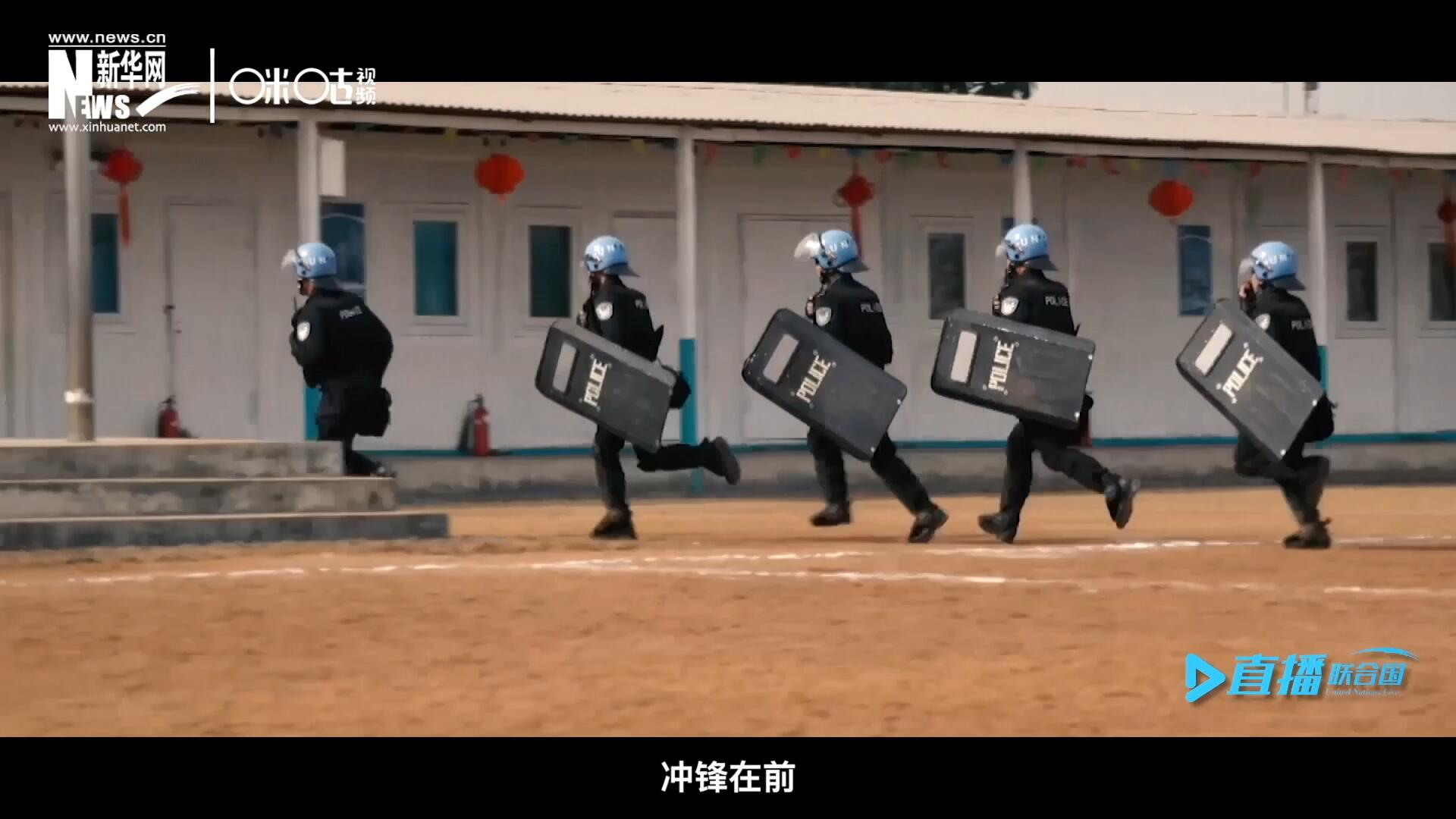 有這樣一支隊伍，他們不畏艱險，沖鋒在前，頭戴藍盔，為和平而戰(zhàn)，他們的名字叫做聯(lián)合國維和部隊。