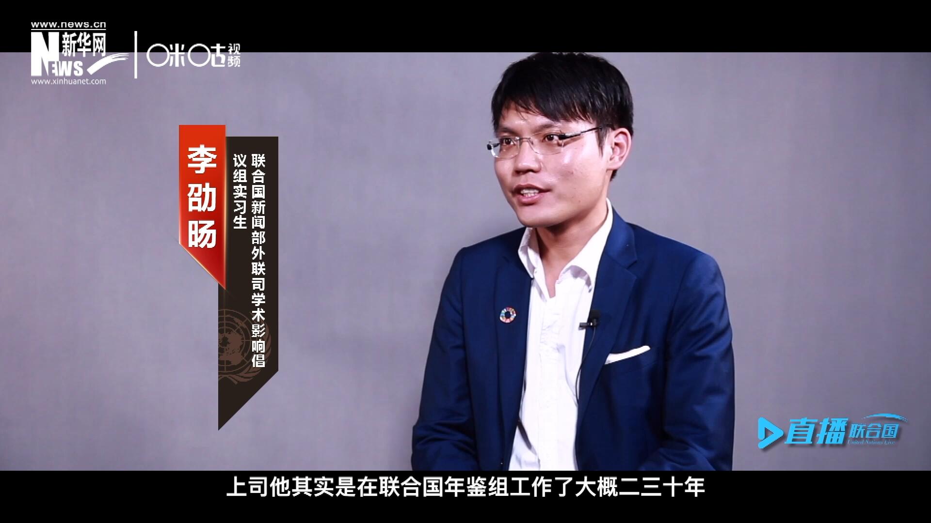 “我?guī)缀跛械膯卧~都是錯的，在他眼里。那么我就只能不斷地去培訓(xùn)自己，讓自己的用詞表達(dá)更加精確。” 