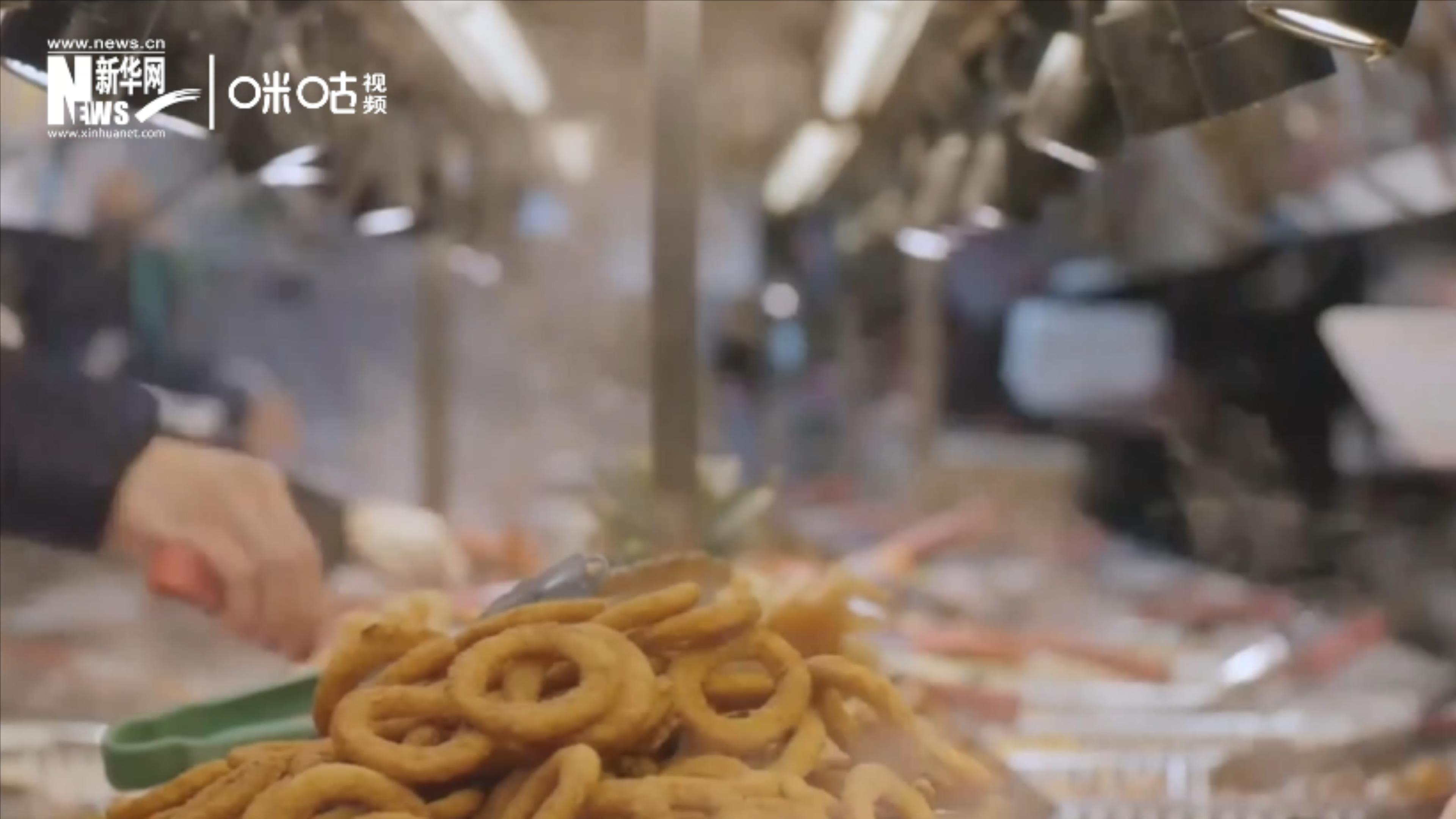 成噸的糧食遭到損失或浪費，同時也有很多人正在挨餓