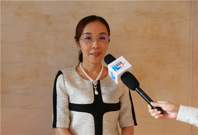 把增強(qiáng)黨的凝聚力、戰(zhàn)斗力與提高企業(yè)競爭力、創(chuàng)造力有機(jī)融合。