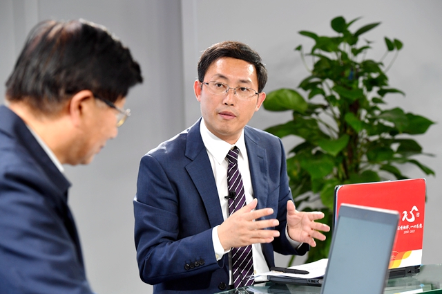 繼往不平凡，珍惜五年奮進(jìn)所取得的成就、經(jīng)驗