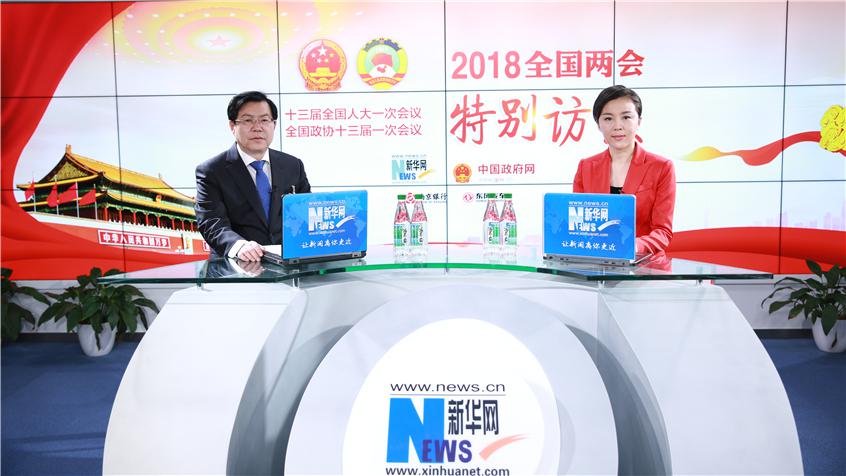 曾文明：推動各方力量向脫貧攻堅聚合，堅決打贏脫貧攻堅硬仗