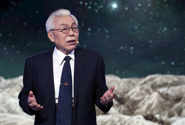 雖然已經(jīng)84歲了，但我還會(huì)加倍努力。