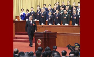 習(xí)近平當(dāng)選國家主席、中央軍委主席