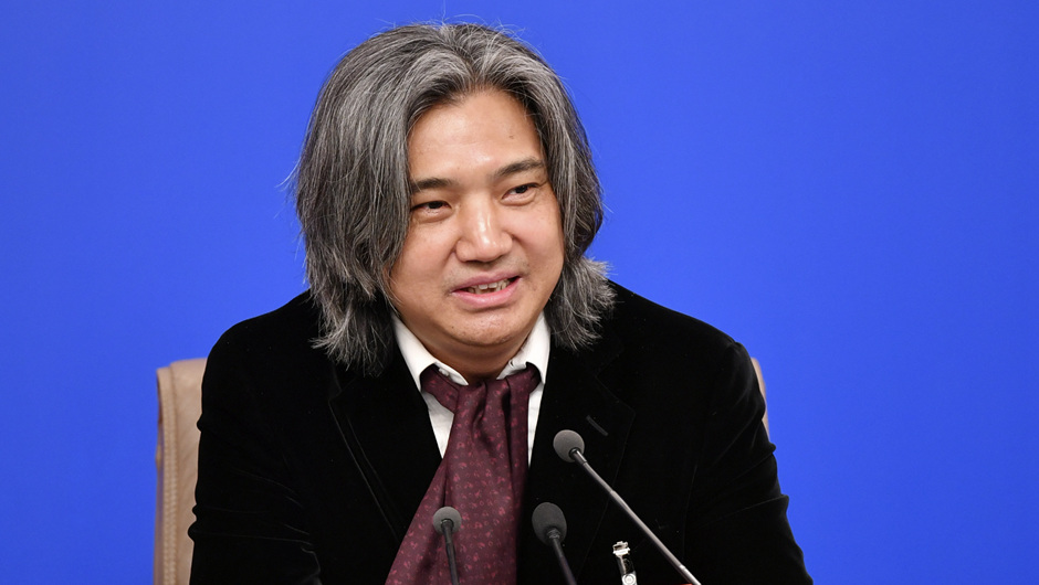 全國(guó)政協(xié)常委、文化文史和學(xué)習(xí)委員會(huì)委員，中國(guó)美術(shù)館館長(zhǎng)，中國(guó)美術(shù)家協(xié)會(huì)副主席 吳為山