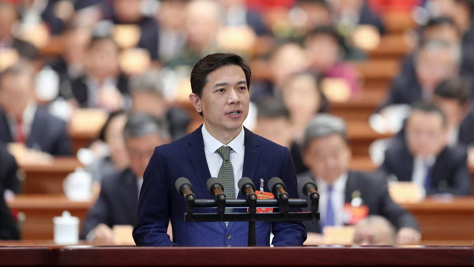 中國民間商會副會長，百度在線網(wǎng)絡(luò)技術(shù)（北京）有限公司董事長兼首席執(zhí)行官 李彥宏