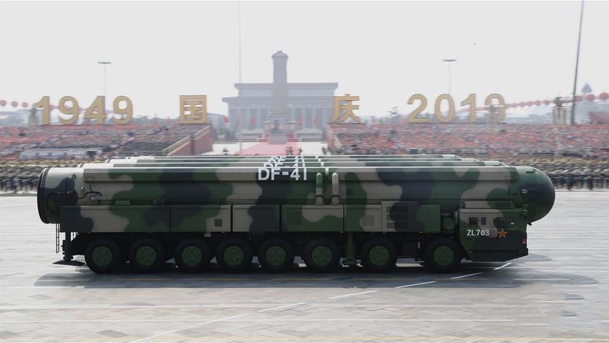 300秒回顧國(guó)慶70周年大閱兵！東風(fēng)-41、殲-20震撼亮相