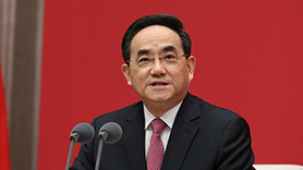 中央宣傳部副部長、國務(wù)院新聞辦公室主任徐麟主持發(fā)布會