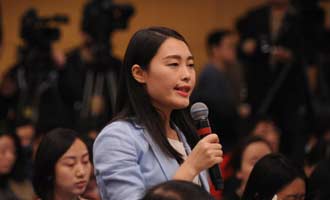 經(jīng)濟(jì)日報(bào)、中國經(jīng)濟(jì)網(wǎng)記者提問