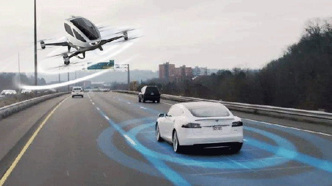 無人機(jī)無人車 你敢坐嗎？