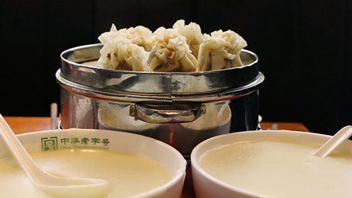 追夢中國人｜王和茂：一碗“頭腦”，講述百年舌尖上的早餐