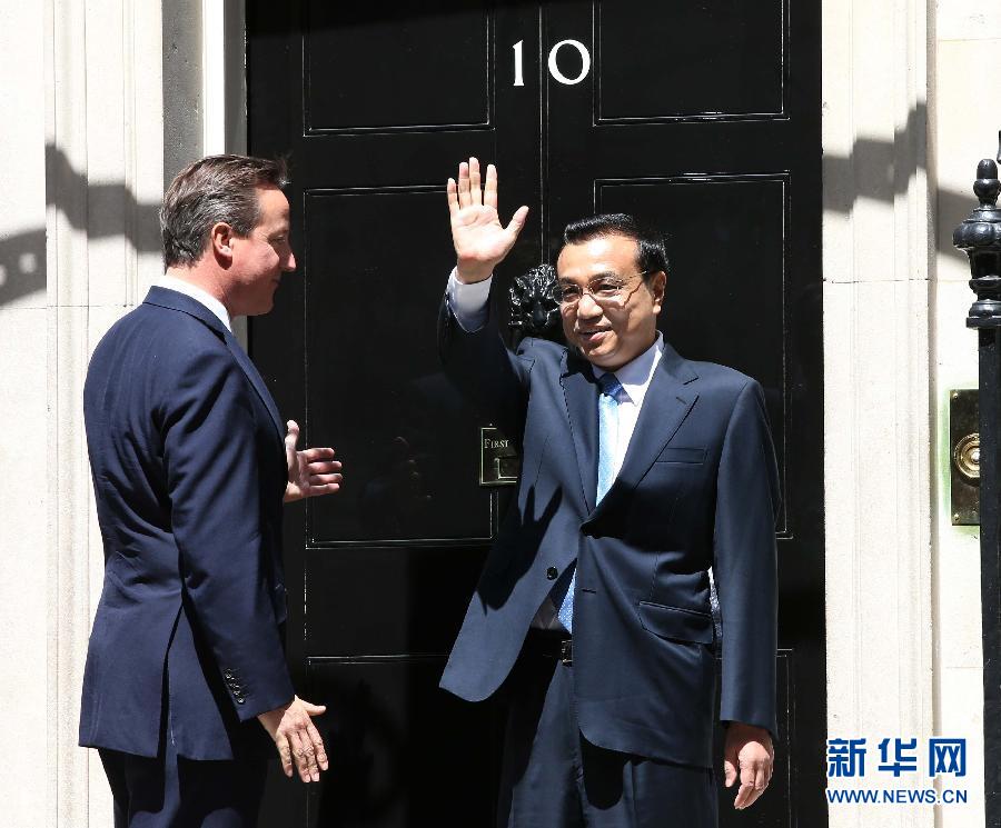 6月17日，中國國務院總理李克強在倫敦唐寧街10號首相府同英國首相卡梅倫舉行中英總理年度會晤。新華社記者 龐興雷 攝