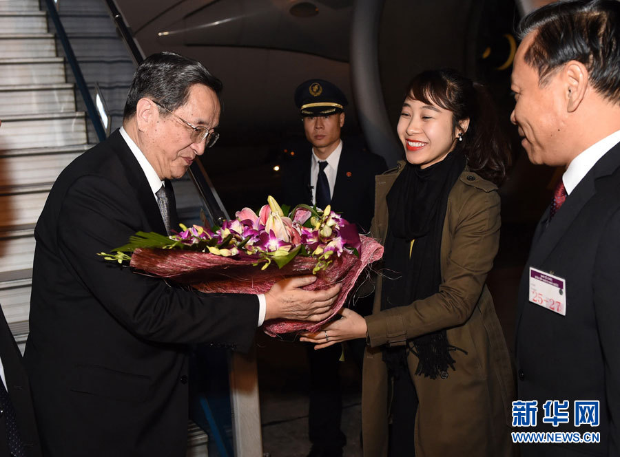 12月25日至27日，中共中央政治局常委、全國政協(xié)主席俞正聲對(duì)越南進(jìn)行正式訪問。這是12月25日，俞正聲抵達(dá)河內(nèi)，開始對(duì)越南進(jìn)行正式訪問。 新華社記者馬占成攝