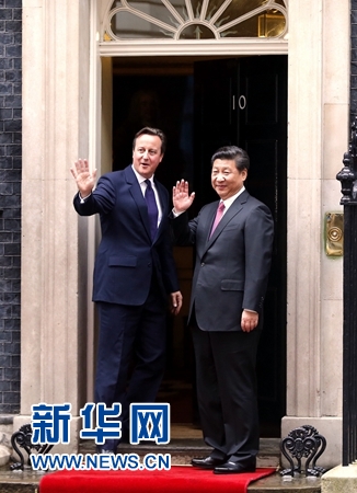 10月21日，國(guó)家主席習(xí)近平在倫敦唐寧街首相府同英國(guó)首相卡梅倫舉行會(huì)談。 新華社記者 鞠鵬 攝 