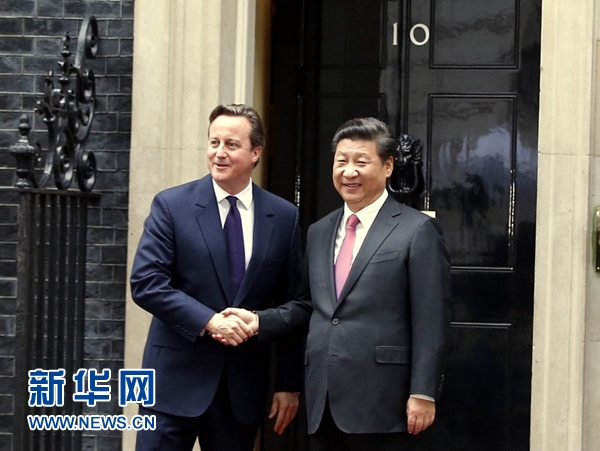 10月21日，國(guó)家主席習(xí)近平在倫敦唐寧街首相府同英國(guó)首相卡梅倫舉行會(huì)談。 新華社記者 鞠鵬 攝 
