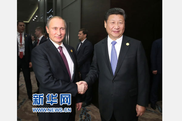 11月15日，國家主席習近平在土耳其安塔利亞會見俄羅斯總統(tǒng)普京。 新華社記者馬占成攝
