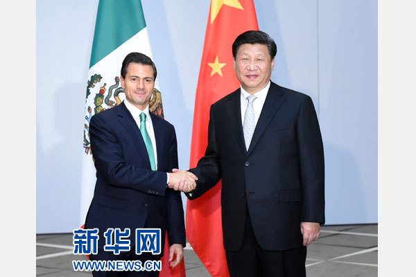 11月16日，國家主席習(xí)近平在土耳其安塔利亞會見墨西哥總統(tǒng)培尼亞。 新華社記者張鐸攝