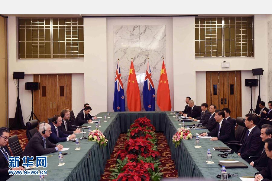 11月18日，國家主席習(xí)近平在菲律賓馬尼拉會見新西蘭總理約翰·基。 新華社記者 饒愛民 攝