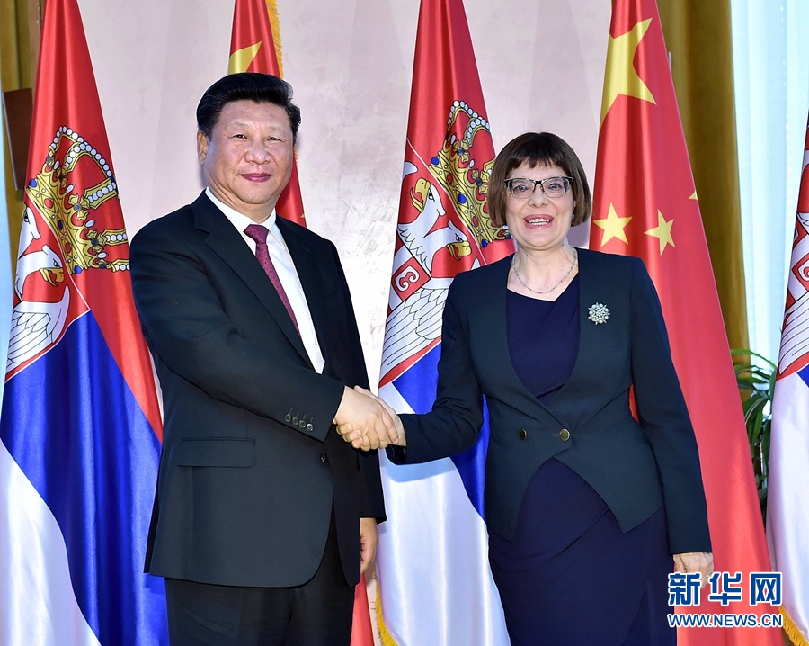 6月18日，國(guó)家主席習(xí)近平在貝爾格萊德會(huì)見(jiàn)塞爾維亞國(guó)民議會(huì)議長(zhǎng)戈伊科維奇。 新華社記者李濤攝
