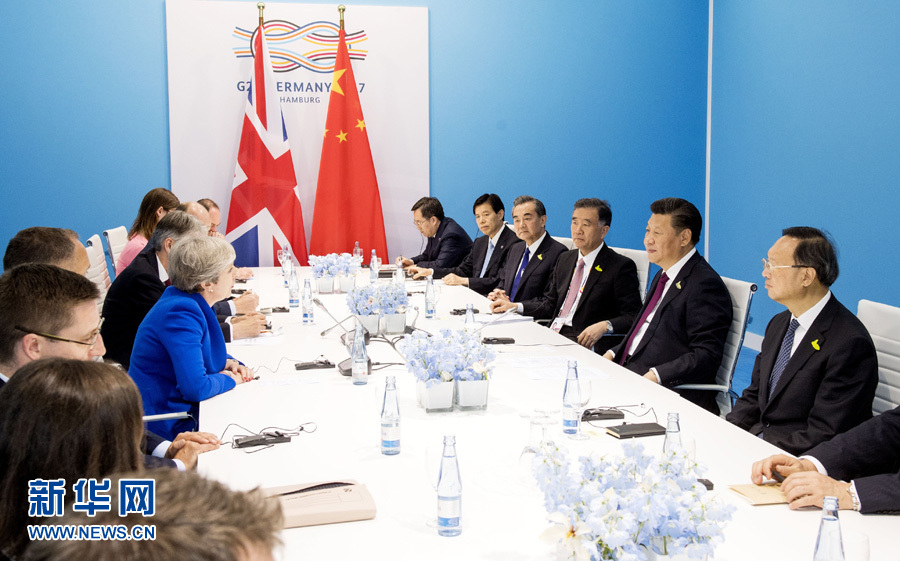 7月7日，國家主席習近平在漢堡會見英國首相特雷莎·梅。 新華社記者李學仁 攝