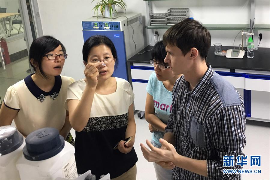 （新華全媒頭條·上合青島峰會(huì)·圖文互動(dòng)）（8）遠(yuǎn)航，揚(yáng)起“上海精神”的時(shí)代風(fēng)帆——寫(xiě)在上海合作組織成員國(guó)元首理事會(huì)第十八次會(huì)議即將召開(kāi)之際